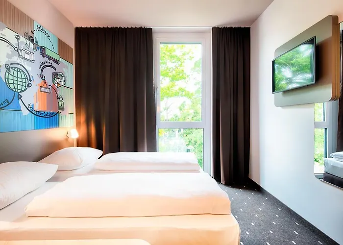 B&B Hotel Stuttgart-Neckarhafen